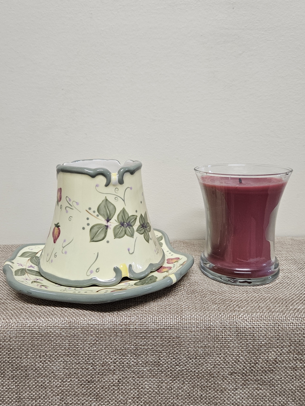 Partylite Strawberry Fields Candle Plate & Lamp Shade - Picture 8 of 9